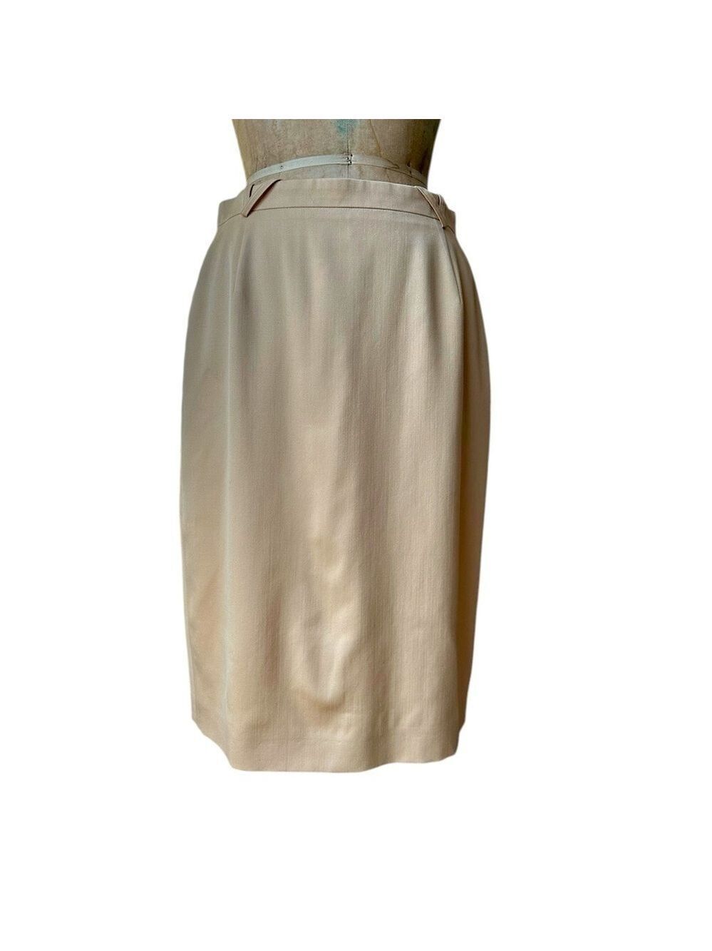 Escada VTG Margaretha Ley Women's size 40 (8 US) Cream Wool Skirt Zip Up Germany